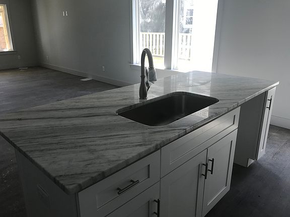 5th image of 22 Willow Grove Ct #91