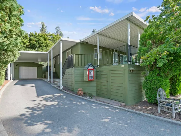 208 S Neyland Rd, Liberty Lake, WA 99019