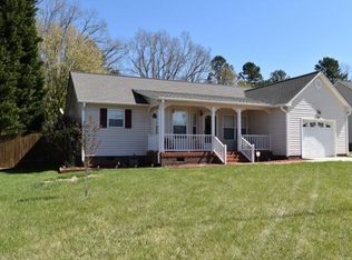 811 Lockesley Ln, Burlington, NC 27217