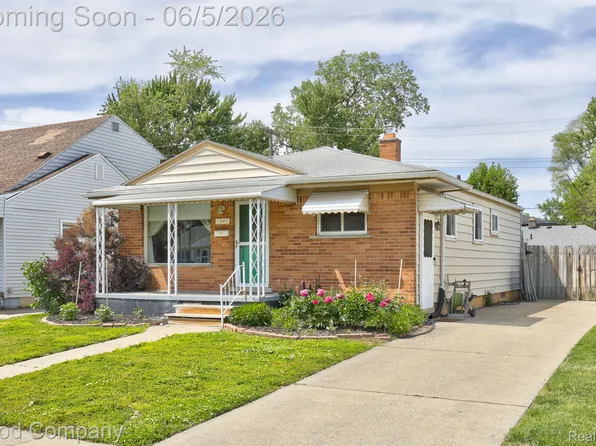 1341 E Breckenridge St, Ferndale, MI 48220