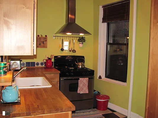 Rented by Brown Harris Stevens | media 21