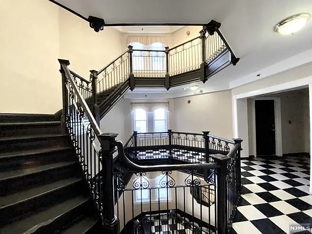 18-22 Engle St #R-18 — Photo 12