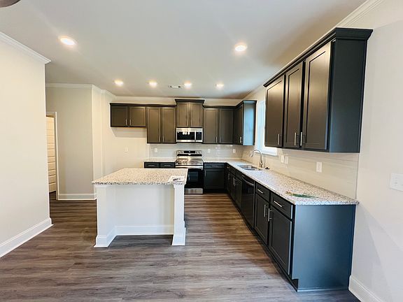 5th image of 7319 Rocklin Ln