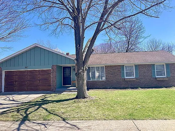 1001 Devon St — Photo 2