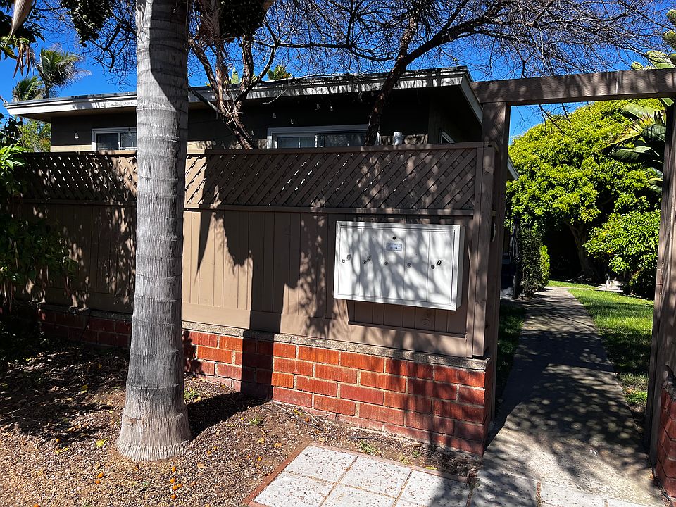 1st image of 4374 Mentone St