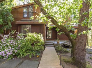 2656 Knob Hill Dr, Santa Rosa, CA 95404