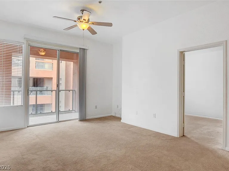 31 E Agate Ave #409 — Photo 6