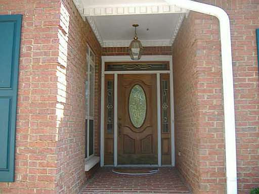 2nd image of 9038 Bond St
