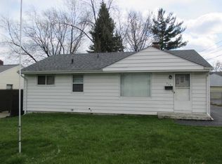 929 Compton Ln, Youngstown, OH