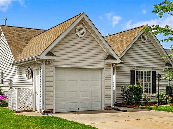 2nd image of 305 Slate Dr