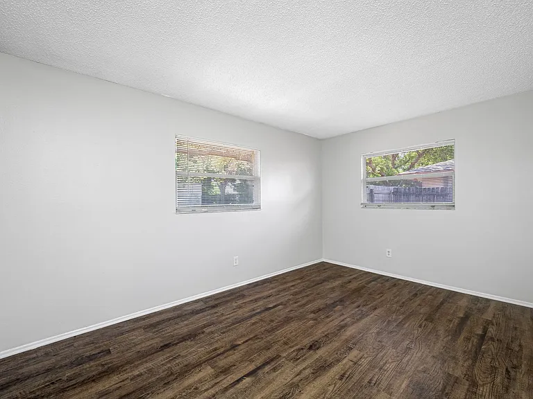Park Villas — Photo 9