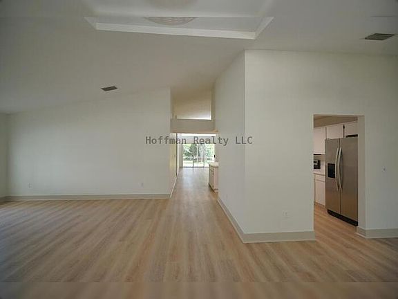 2nd image of 1714 Staysail Dr