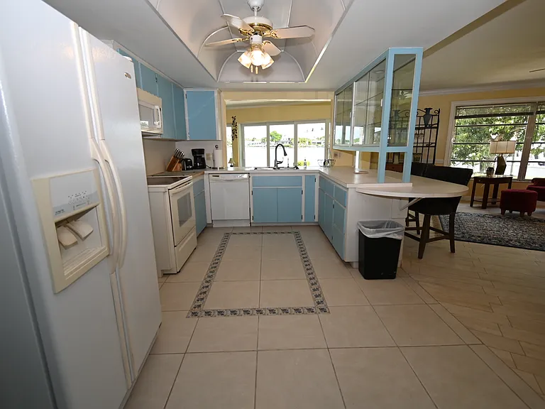 4520 Vinsetta Ave — Photo 4