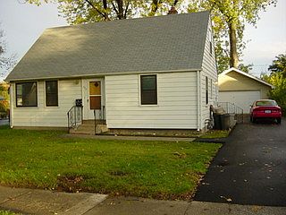 1st image of 332 E Medill Ave