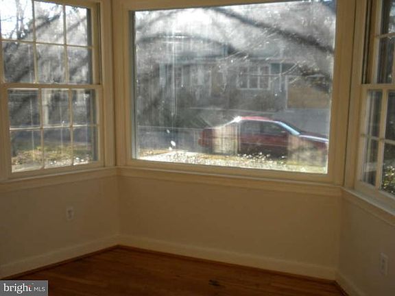 3rd image of 4513 Windsor Ln #0