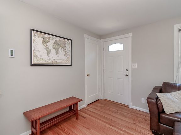 5th image of 3208 S 137th St