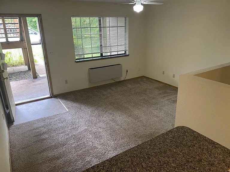 Aspen Apartments — Photo 3