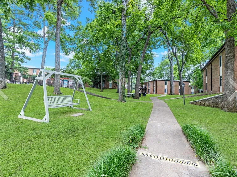 2601 Hillsboro Pike #I3 — Photo 4