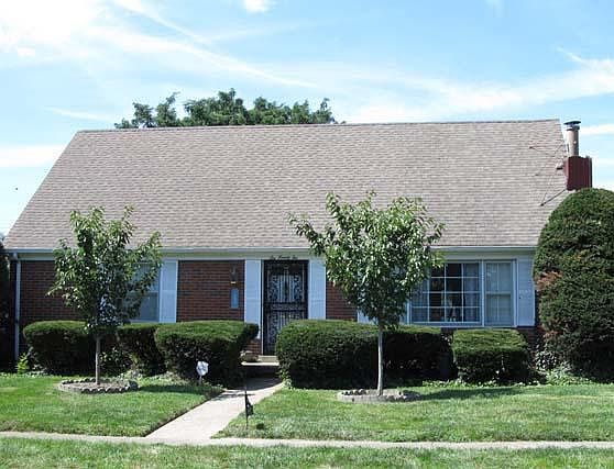 1st image of 692 Dartmoor Ct