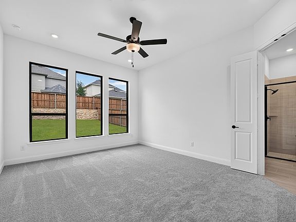 4th image of 4201 Tawakoni Dr
