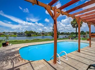 9640 Lake Christina Ln, Port Richey, FL 34668