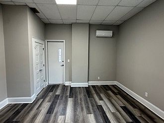 2nd image of 2901 S 4th St #1