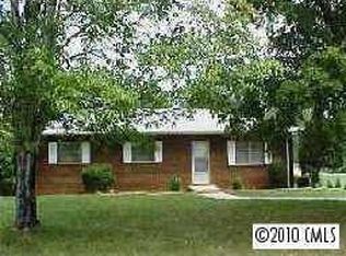 413 Bell Farm Rd, Statesville, NC 28625