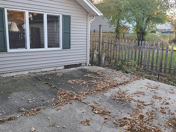 2nd image of 1234 Ashland Ave