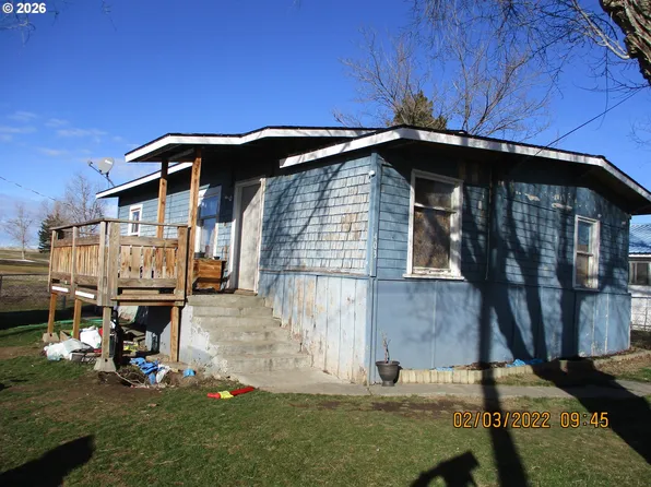 403 N Lincoln St, Condon, OR 97823