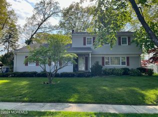 106 Pear St, Oakhurst, NJ 07755