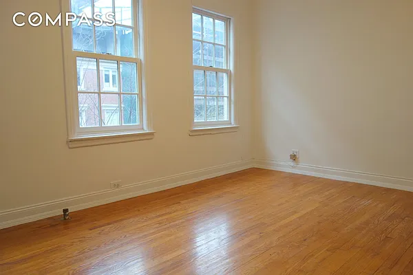 Rented by Compass | media 9