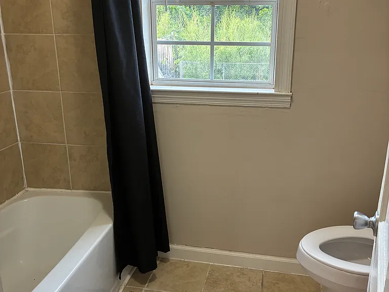 315 Bluff Ave — Photo 11