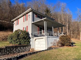 1651 Soap Hollow Rd, Johnstown, PA 15905