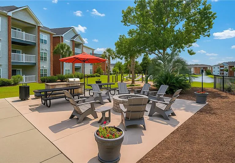 Seaside Grove Apartments — Photo 21