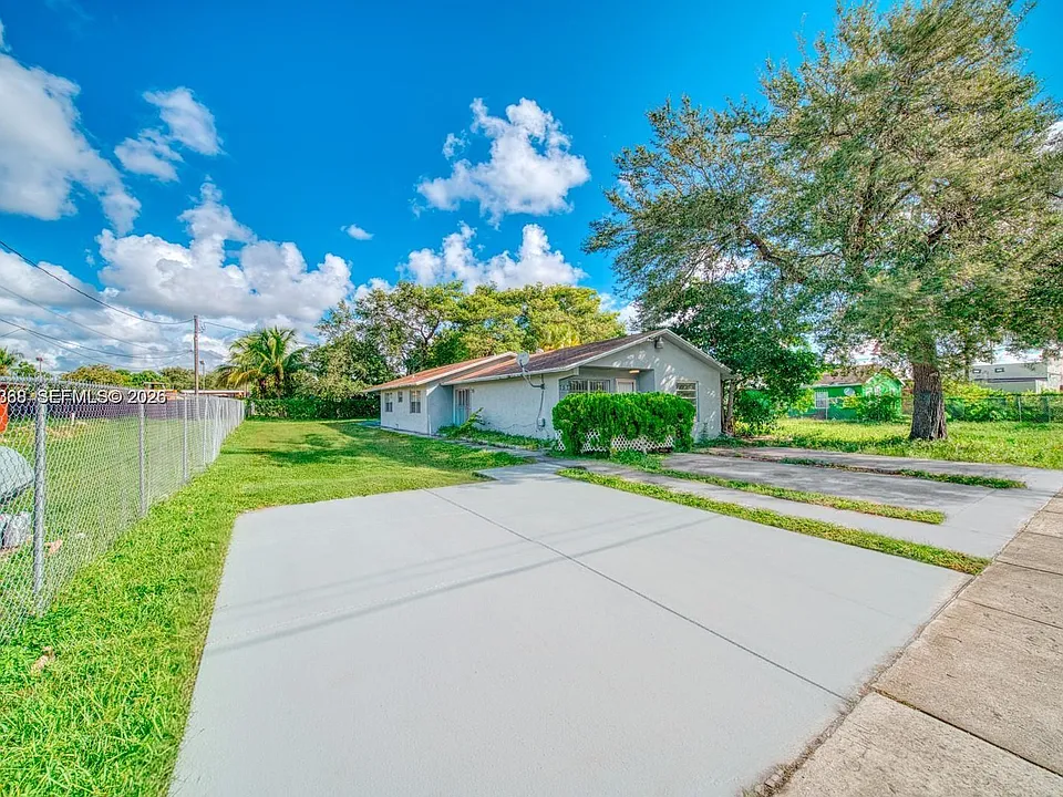 757 NW 95th Ter #757
