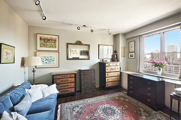 Sold by Stribling | media 35