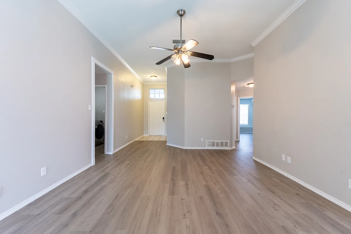 Building Photo - 1026 Silver Spruce Dr