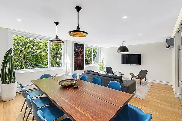 Rented by Modlin Group | media 20