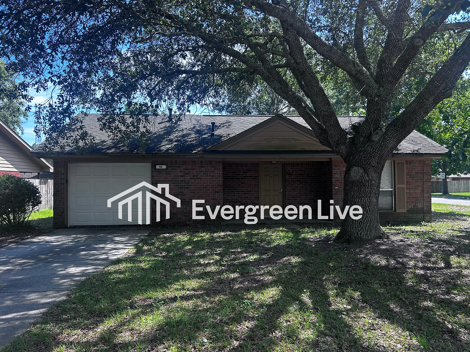 2 bed, 1.0 bath, 1249 sqft, $1,345 — Photo 1