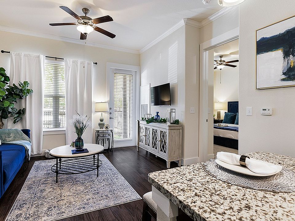 Model Living Room