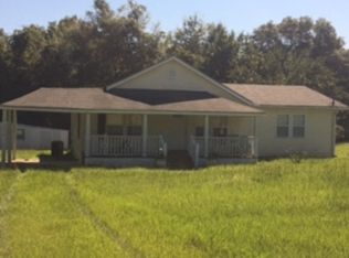 1784 Sleepy Hollow Ln, Chipley, FL 32428