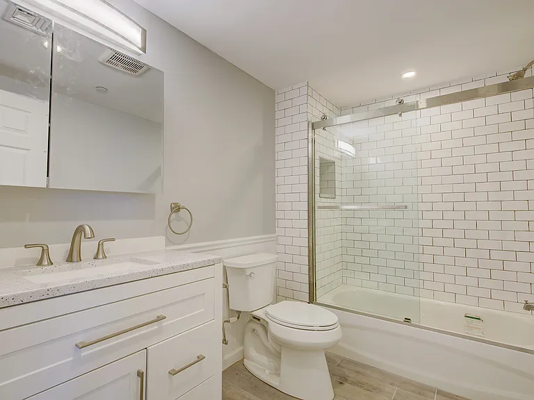 46 Kentucky St #1 — Photo 26