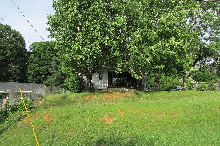 1st image of 2200 Chillicothe St