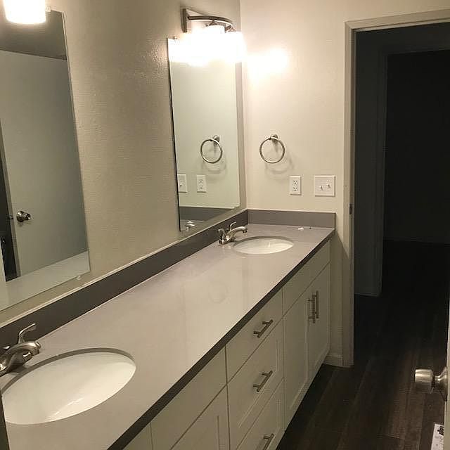 1st image of 10546 SE 16th St APT B