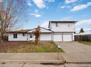 565 W Airway Rd, Lebanon, OR 97355