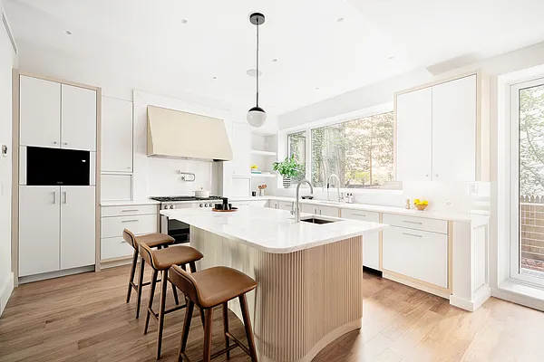 Sold by Brown Harris Stevens | media 3