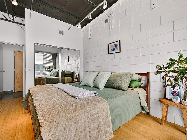 4801 S Congress Ave #H1 — Photo 22