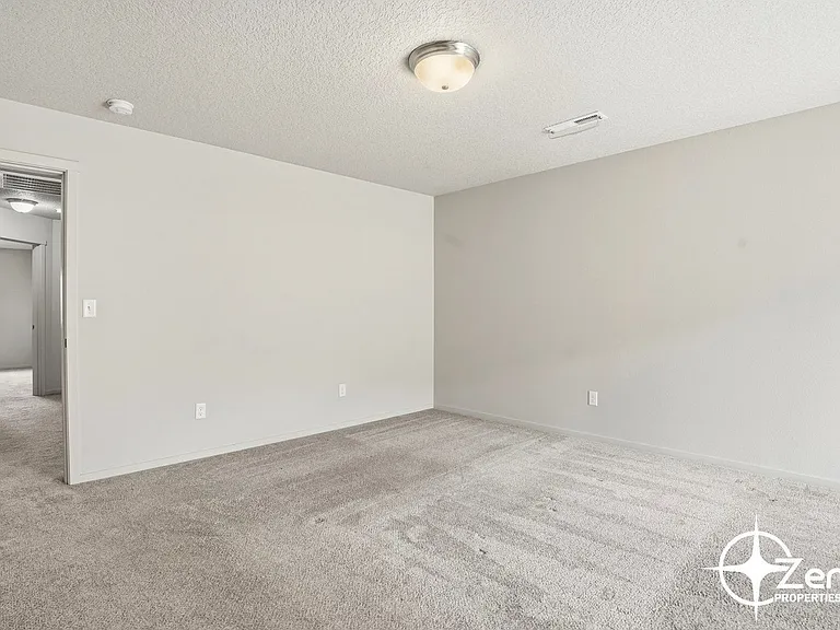 11517 NE 125th Ave — Photo 21