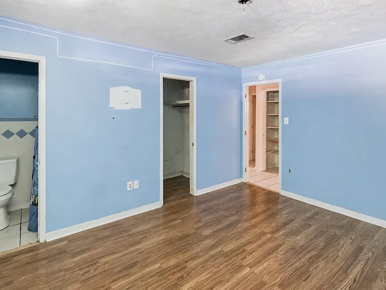 6513 Abraham Lincoln Dr — Photo 10