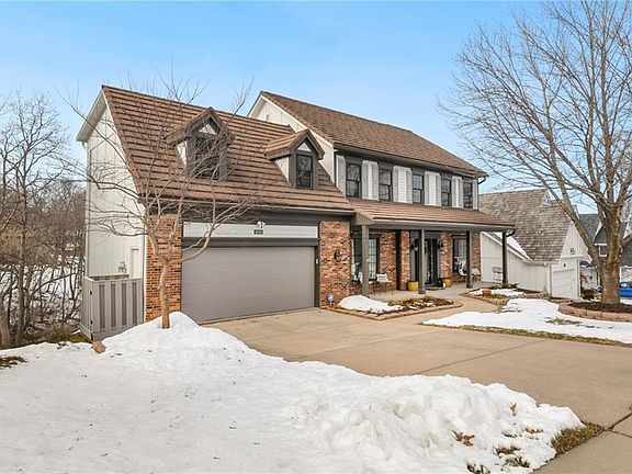 3rd image of 4138 NE Hampstead Dr